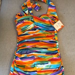 Catalina Suddenly Slim size S NWT 1 piece swimsuit